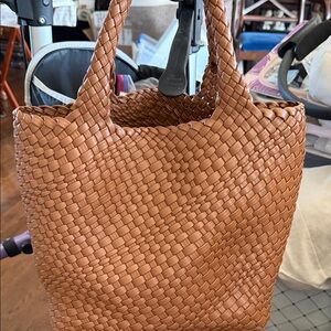 Woven Tan Tote Bag - Unbranded